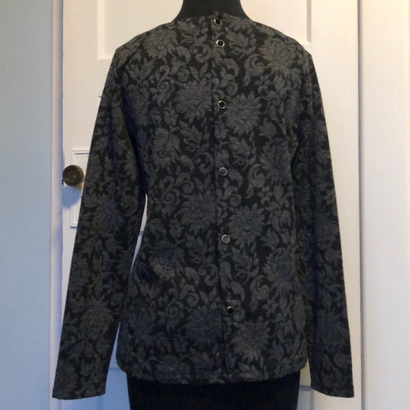 NWT Talbots floral design top | M - Picture 2 of 4